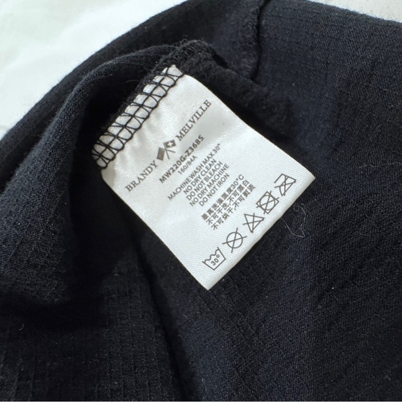 Brandy Melville Black Off the Shoulder Long Sleeve Top - Picture 2 of 5